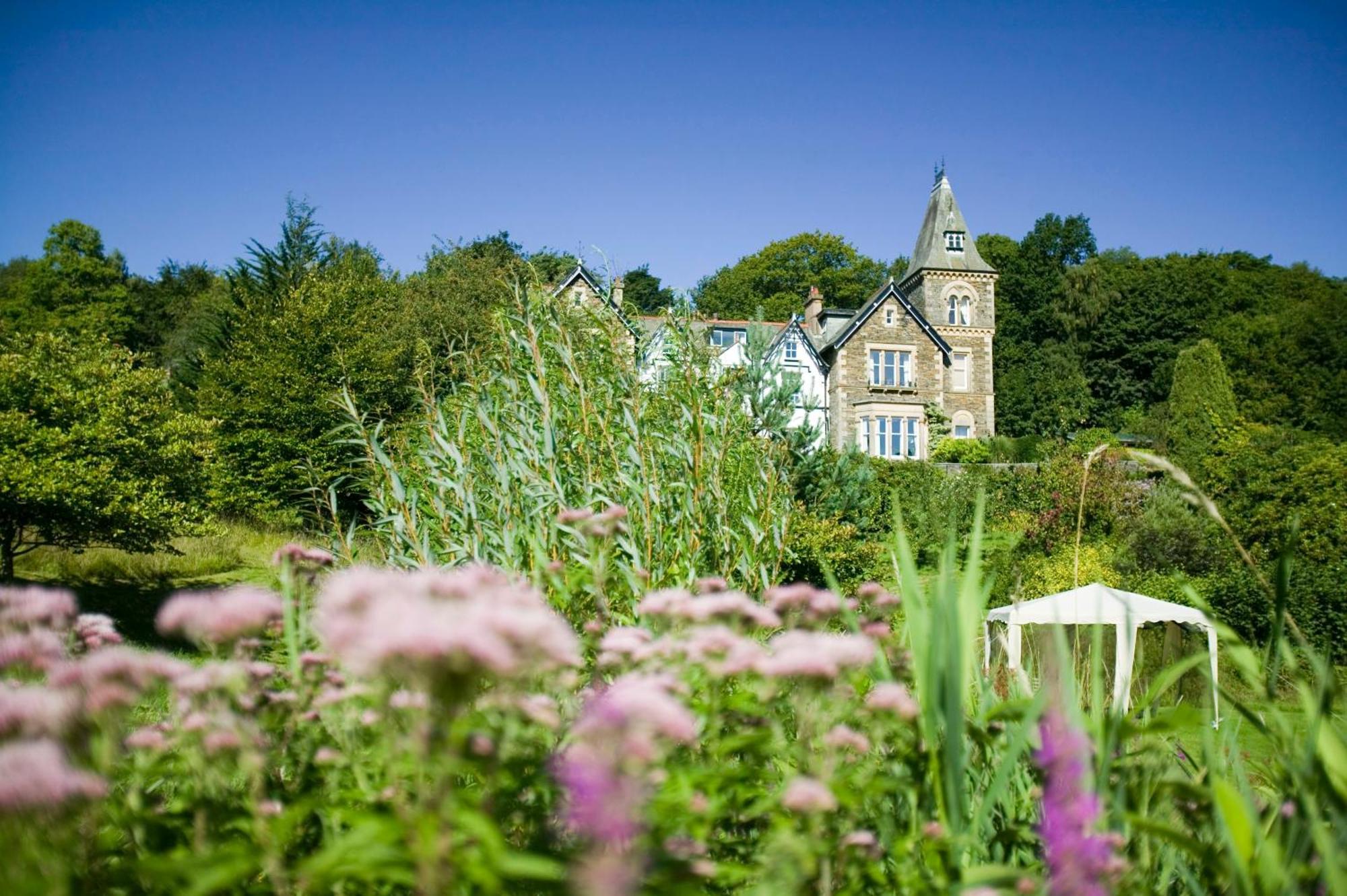 Yewfield Self Catering Apartments Hawkshead Exterior photo